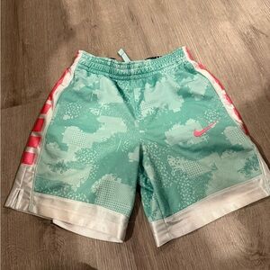 Nike elite Teal/ Pink Boys M